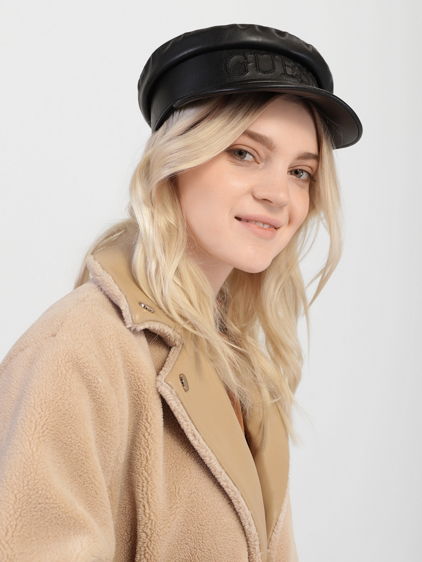 Кепка GUESS модель AW8631.POL01;BLA Фото