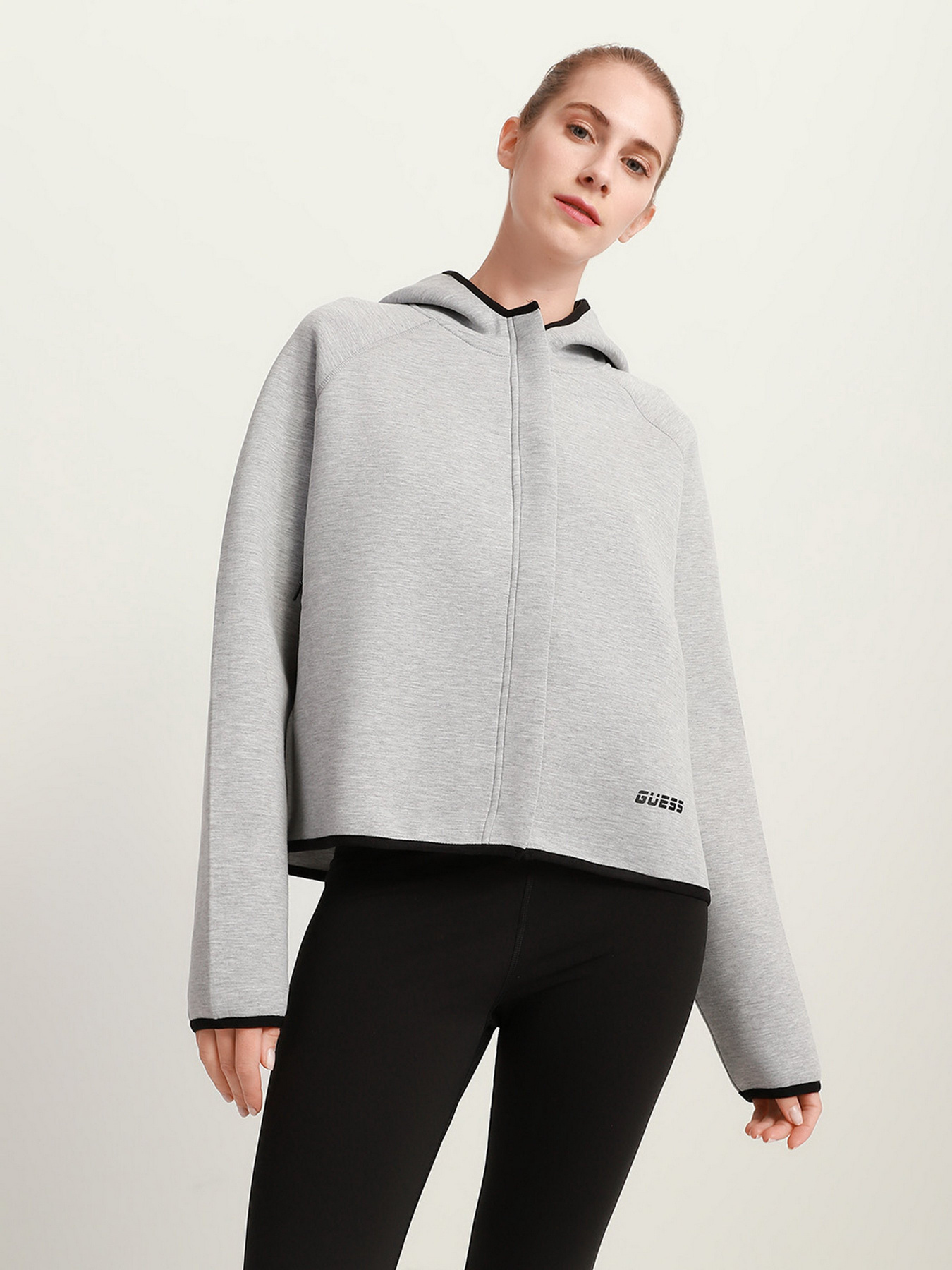 Свитшот GUESS модель O1BA81.FL03T;H9D6 Фото
