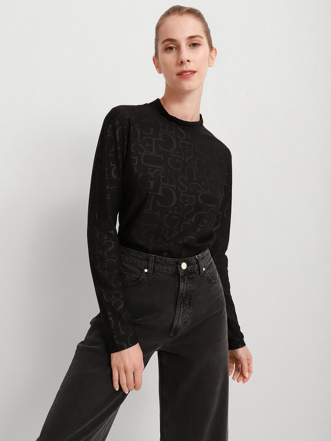 Водолазка GUESS Embossed Logo модель W1BP18.KA2O1;JTMU Фото