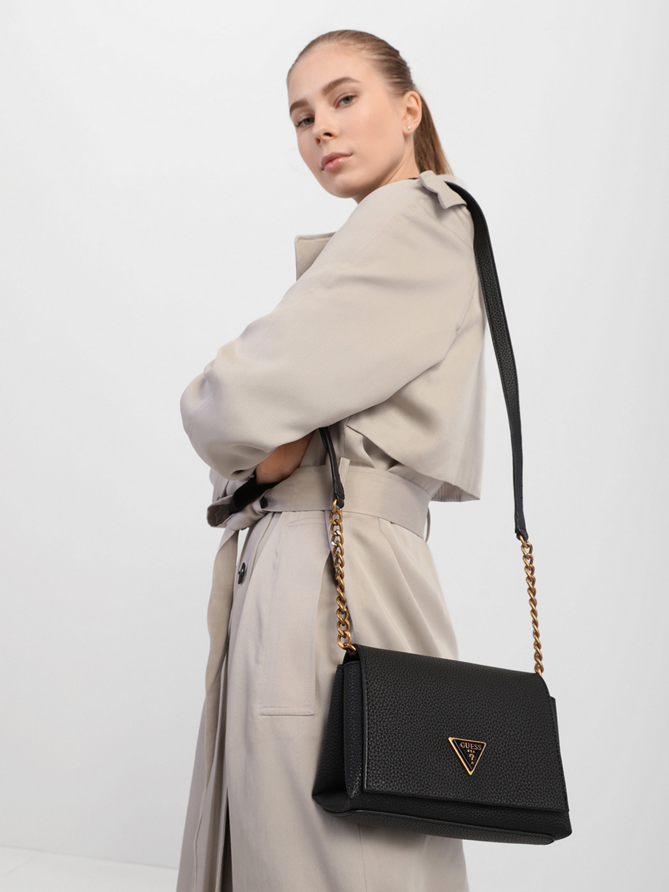 Сумка GUESS модель HWVB83.85780;BLA Фото