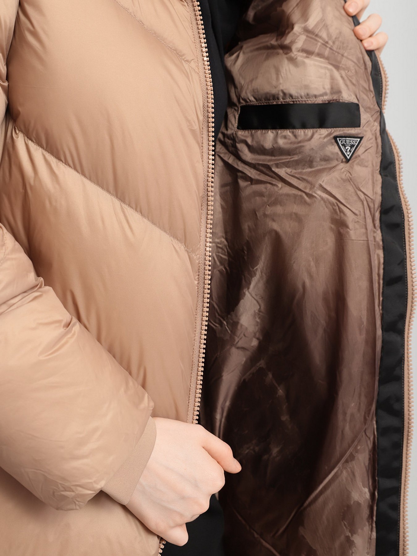 Пуховик GUESS модель W1BL36.WE4S0;G1DA Фото