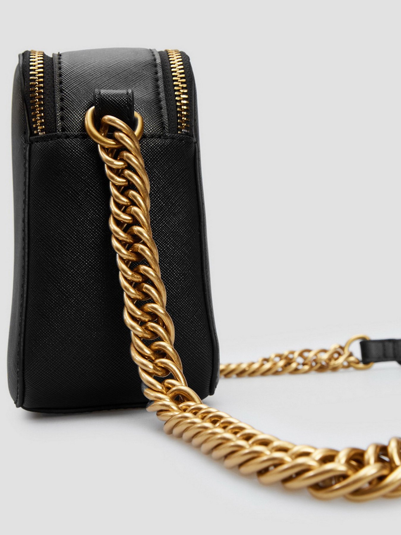 Крос-боді GUESS модель HWAURL.P2139;BLA Фото