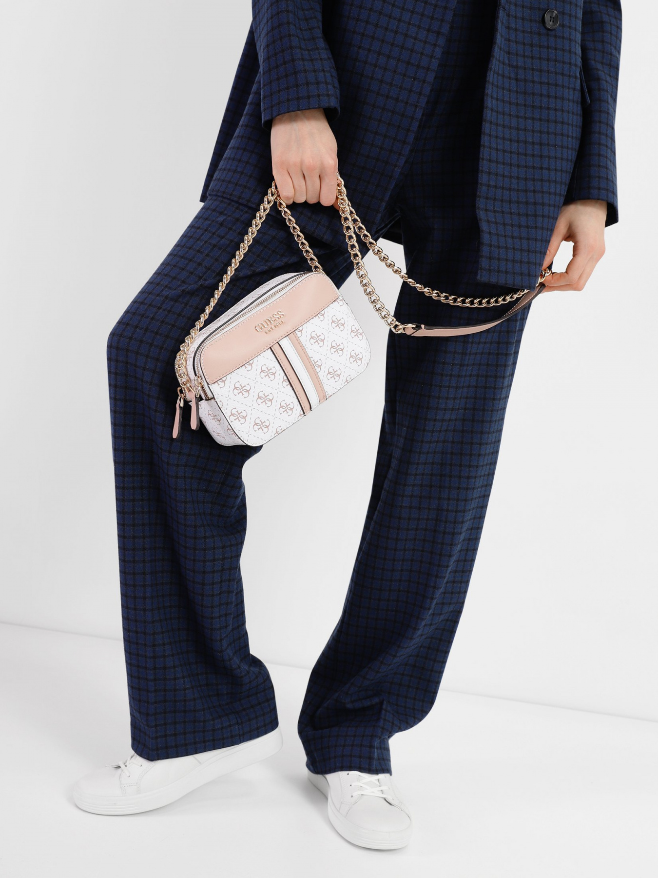 Кросс-боди GUESS Noelle Crossbody Camera модель HWKG78.79140;WML Фото