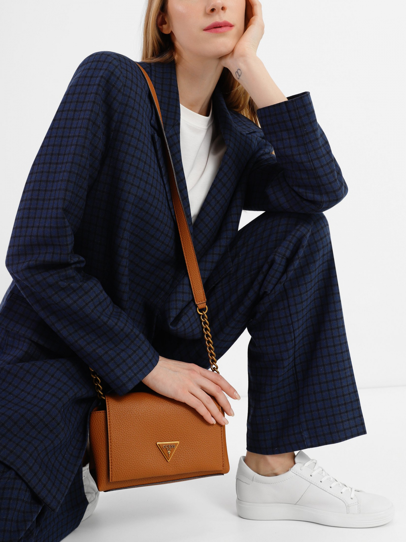 Крос-боді GUESS модель HWVB83.85780;COG Фото