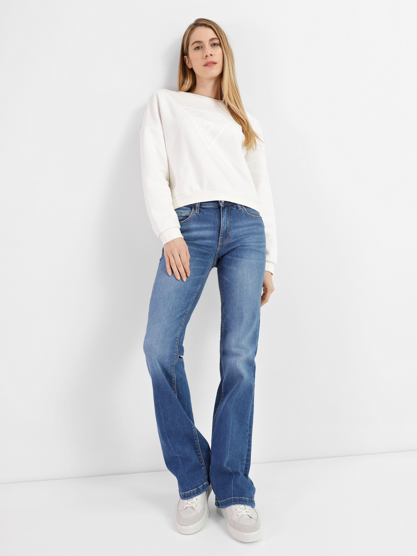 Прямі джинси GUESS Straight модель W2RA58.D4KJ1;ALPA Фото