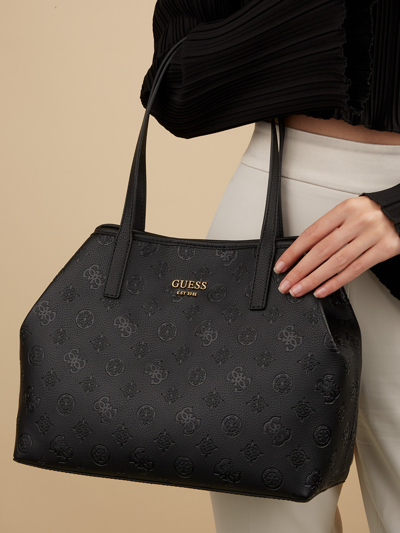 Шопер GUESS модель HWHB69.95230;BLA Фото