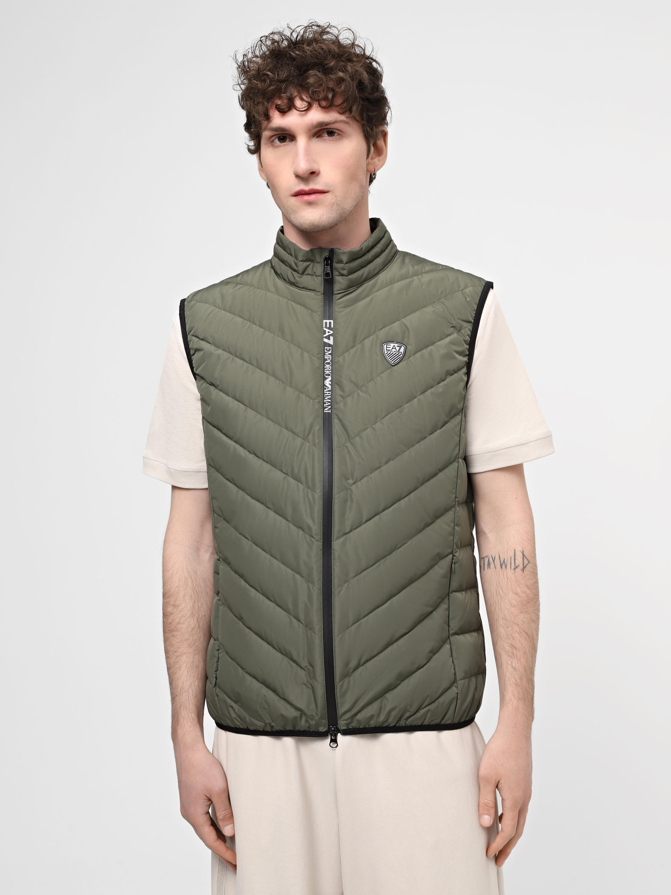 Утепленный жилет EA7 Premium Shield модель 8NPQ02-PNE1Z-1846 Фото