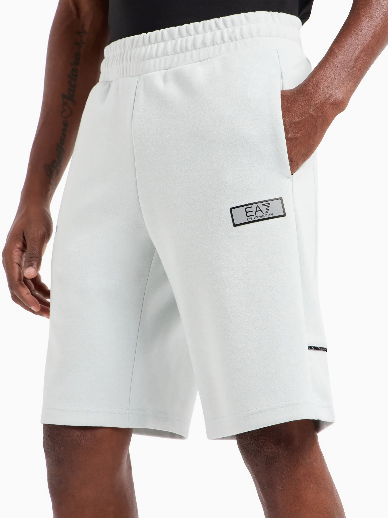 Повседневные шорты EA7 Visibility модель 3DPS68-PJUWZ-1133 Повседневные шорты EA7 Visibility модель 3DPS68-PJUWZ-1133 Фото