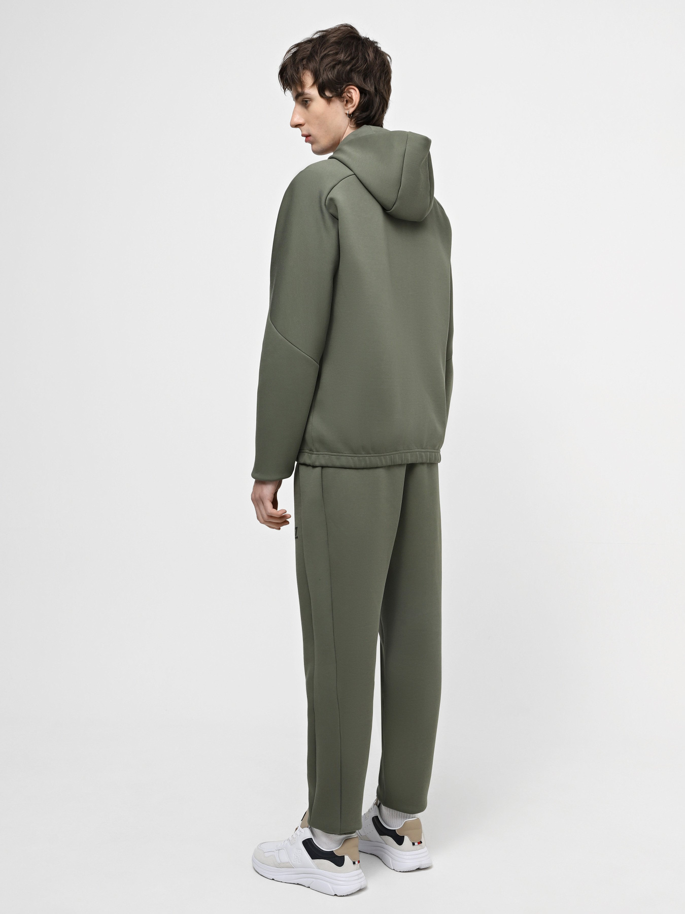 Спортивний костюм EA7 Athletic Mix модель 3DPV12-PJUXZ-1846 Спортивний костюм EA7 Athletic Mix модель 3DPV12-PJUXZ-1846 Фото