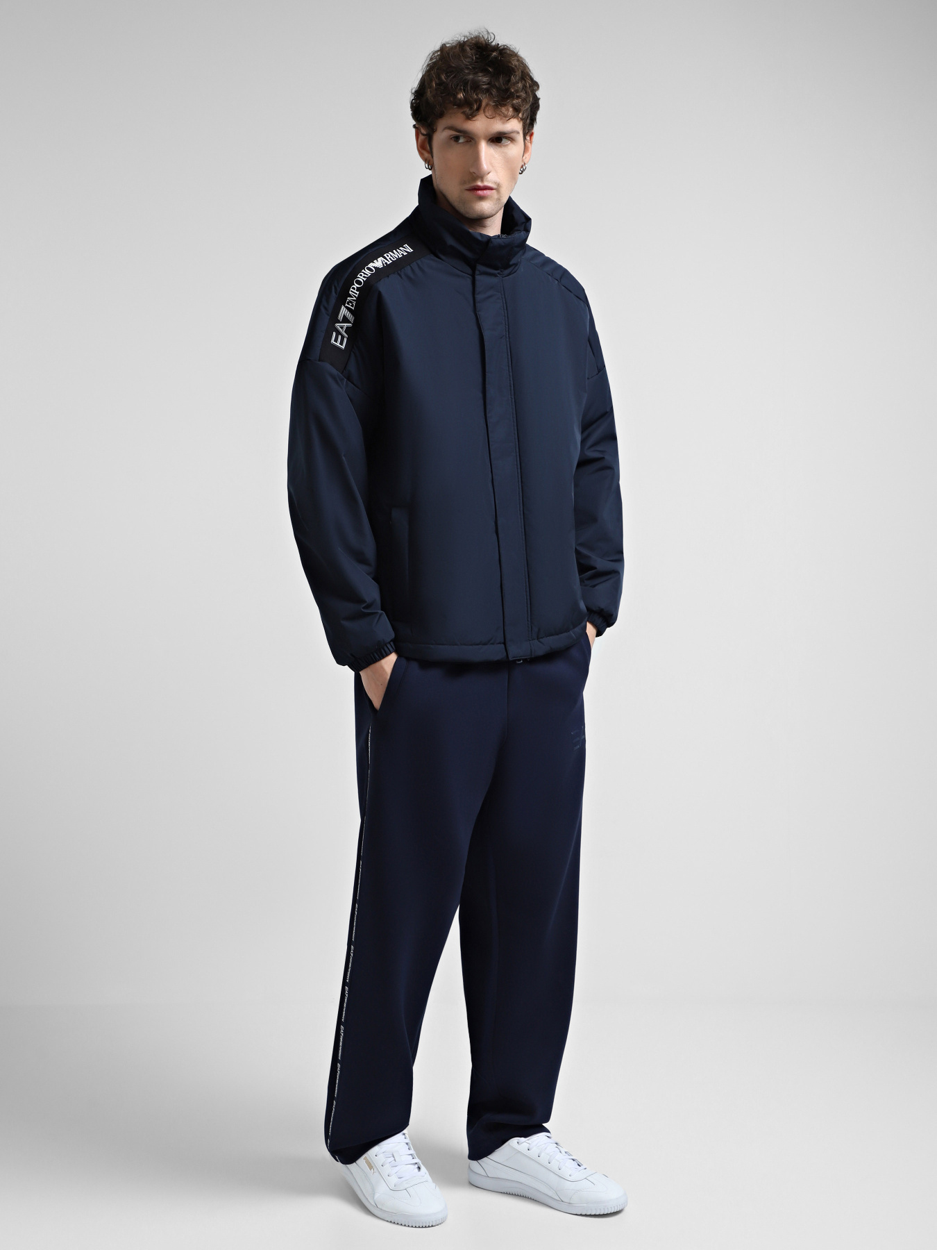 Демісезонна куртка EA7 Logo Series модель 6DPB04-PNE1Z-1562 Фото