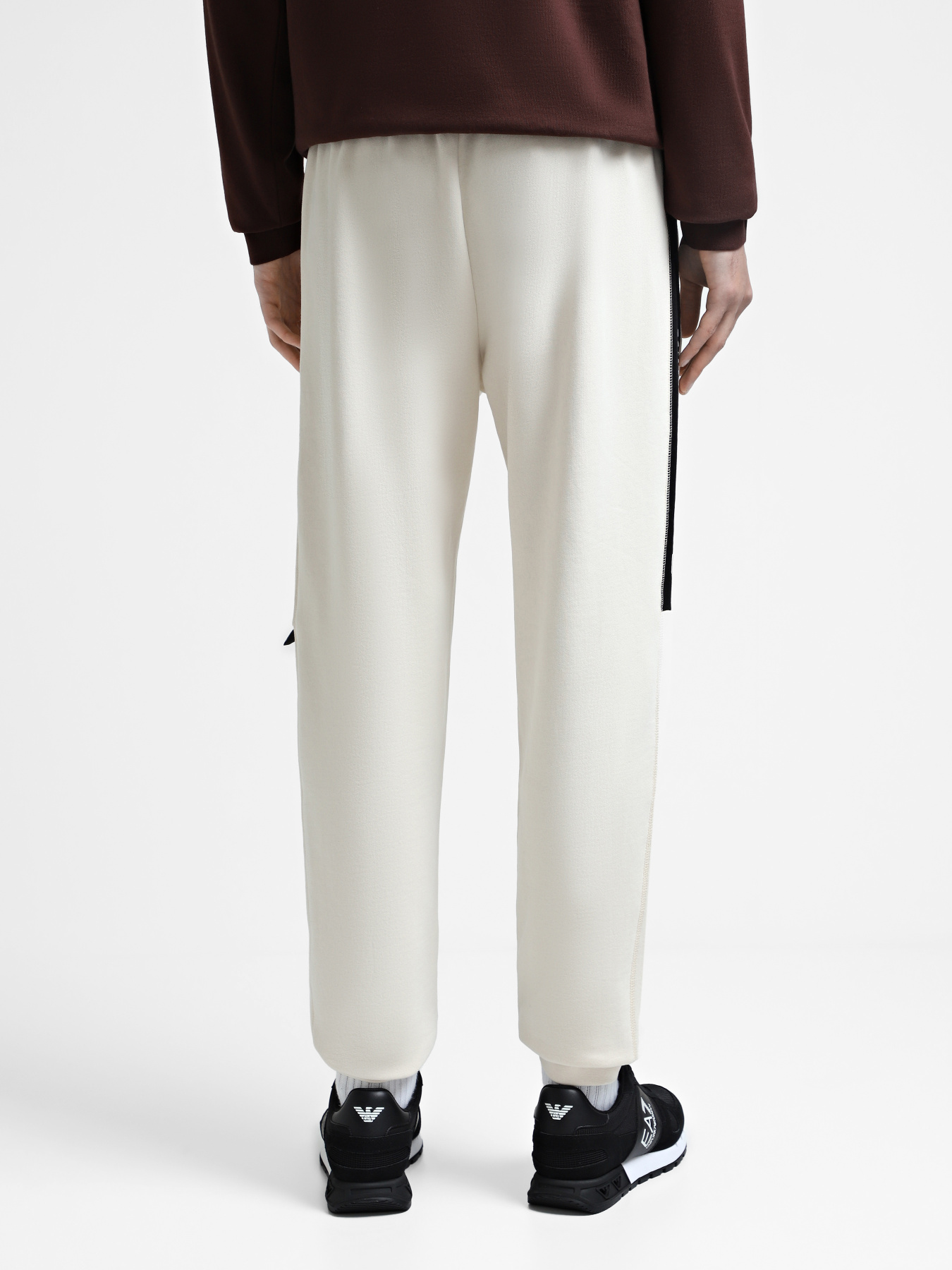 Штаны спортивные EA7 Logo Series модель 6DPP57-PJOGZ-1713 Фото