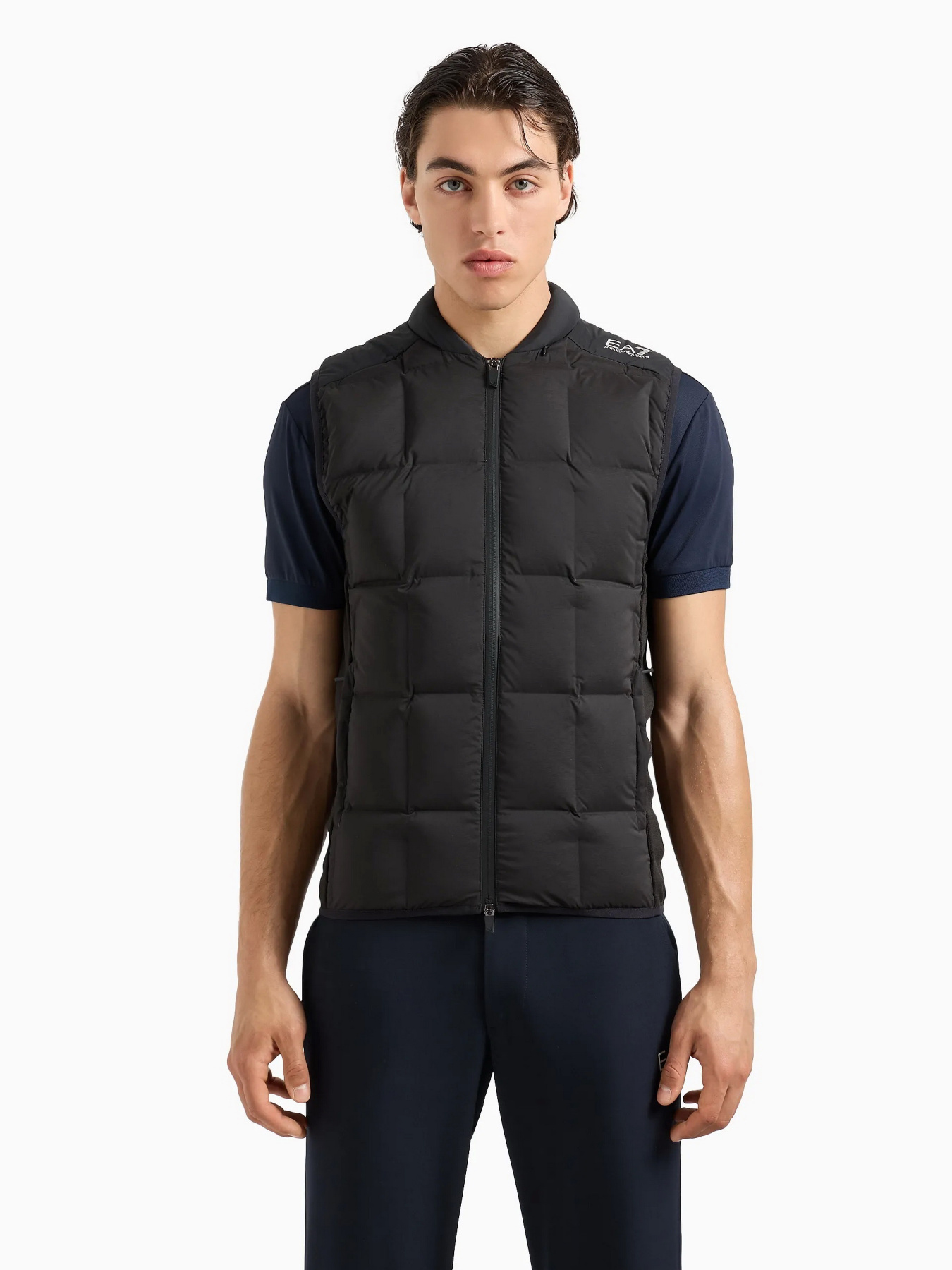 Жилет з утеплювачем EA7 Golf Pro модель 6DPQ08-PNGKZ-1200 Фото