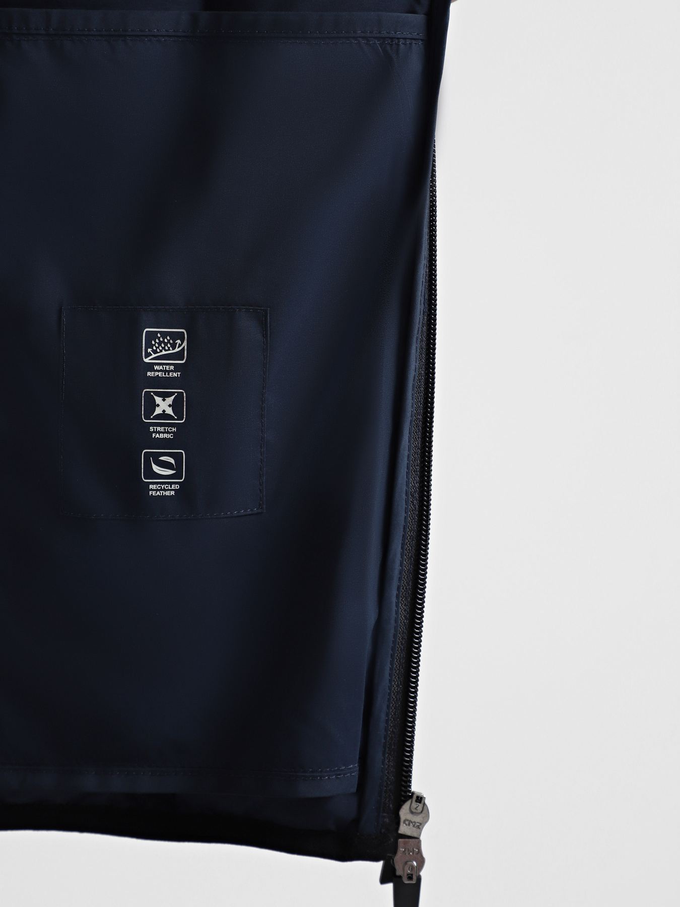 Жилет с утеплителем EA7 Golf Pro модель 6DPQ08-PNGKZ-1562 Фото