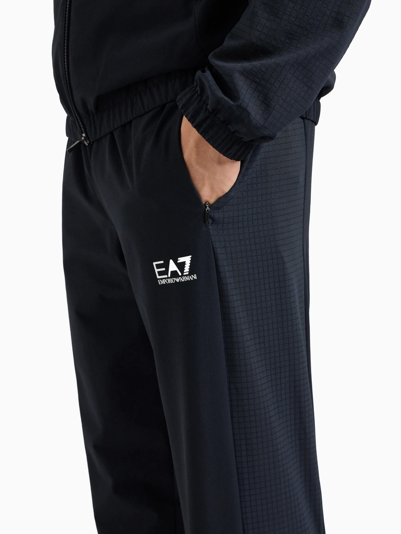 Спортивный костюм EA7 Tennis Pro модель 6DPV05-PNFWZ-1562 Фото