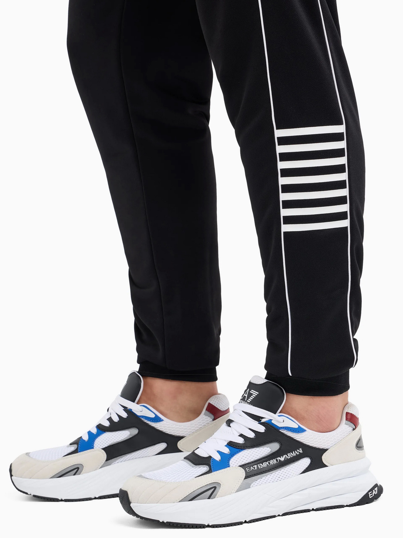 Спортивный костюм EA7 Core модель 6DPV53-PJ16Z-1200 Фото