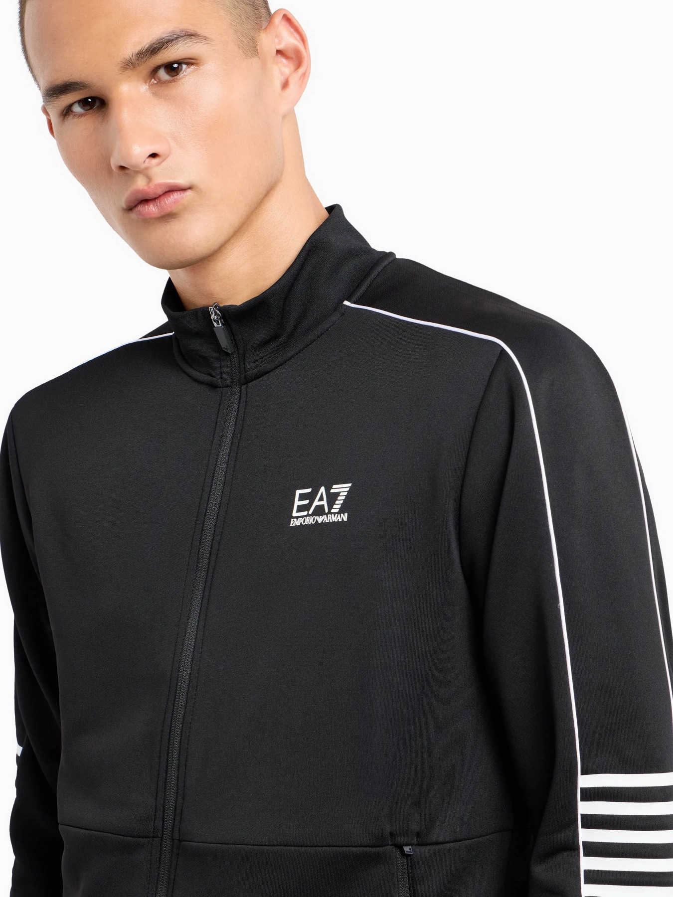 Спортивный костюм EA7 Core модель 6DPV53-PJ16Z-1200 Фото