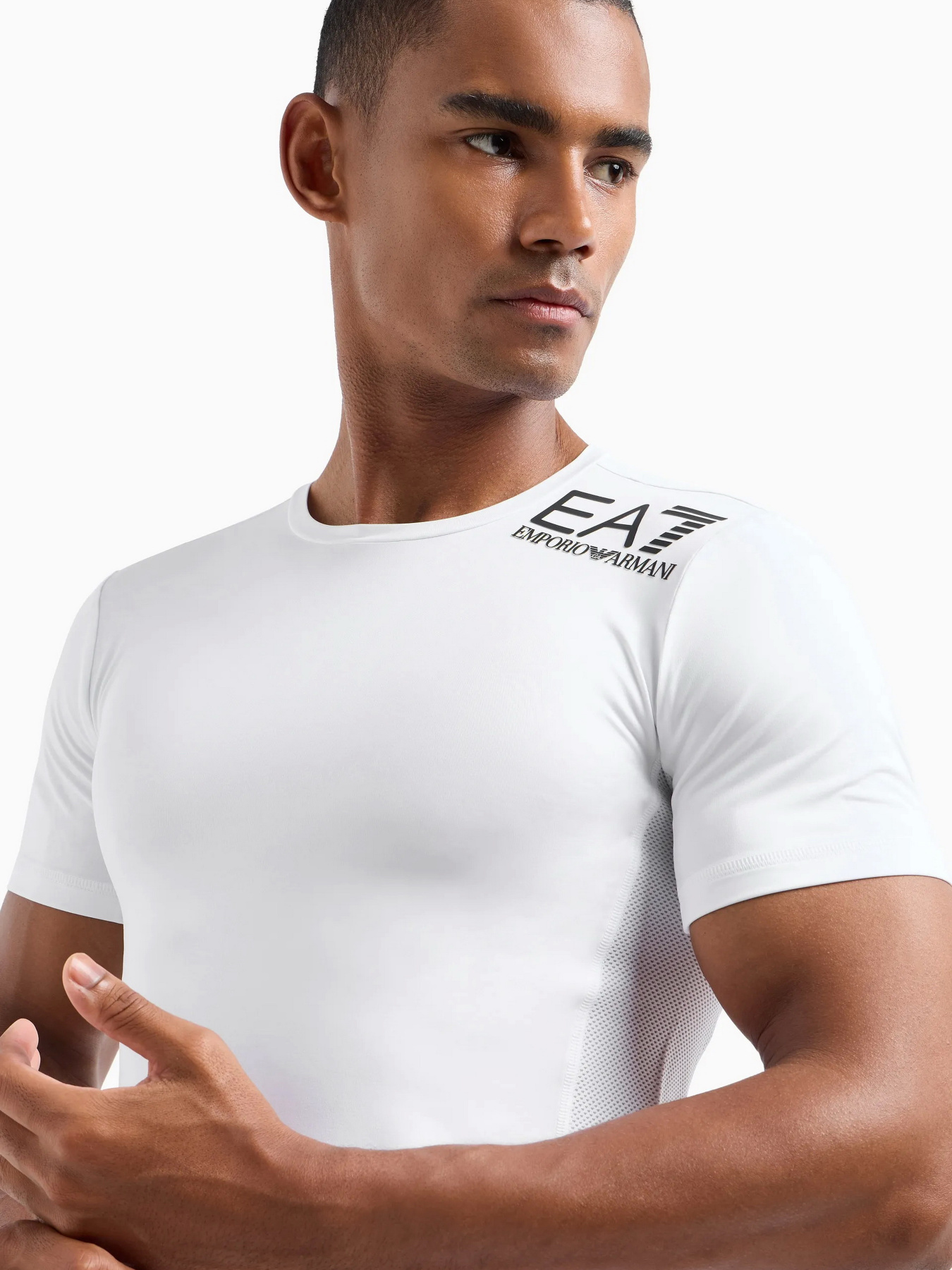 Футболка EA7 Vigor7 модель 8NPT12-PJ3UZ-1100 Футболка EA7 Vigor7 модель 8NPT12-PJ3UZ-1100 Фото