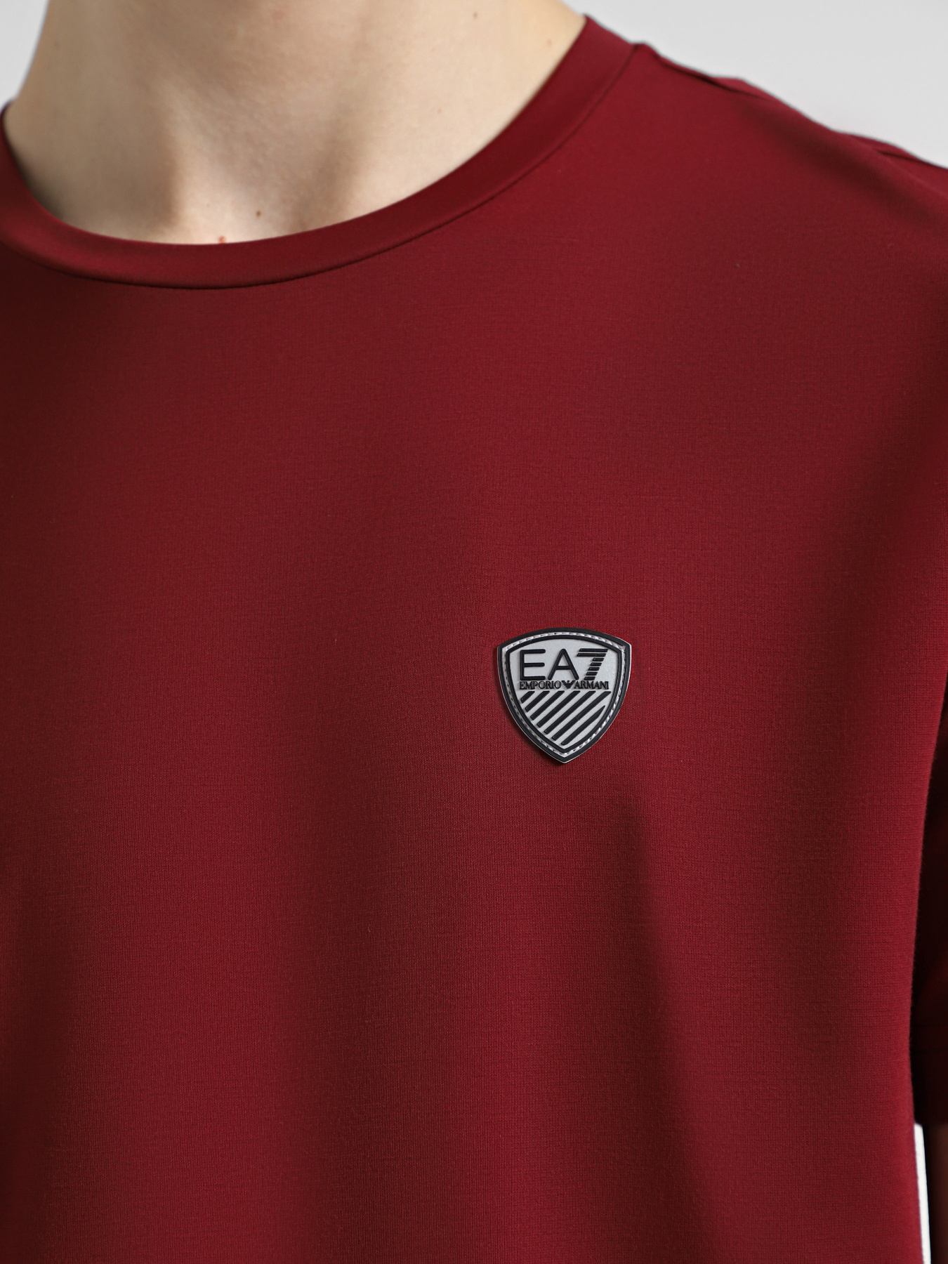 Футболка EA7 Premium Shield модель 8NPT16-PJRGZ-1496 Фото