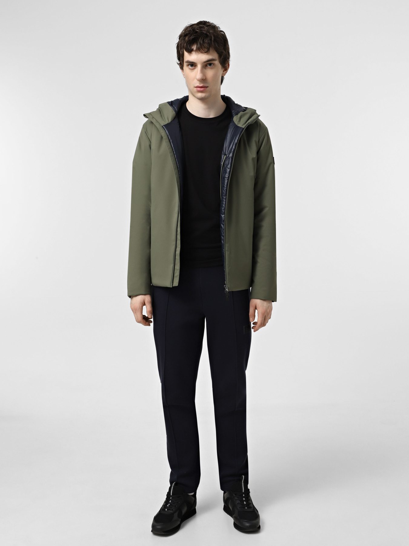 Демісезонна куртка EA7 модель 6DPB18-PNEDZ-1846 Фото