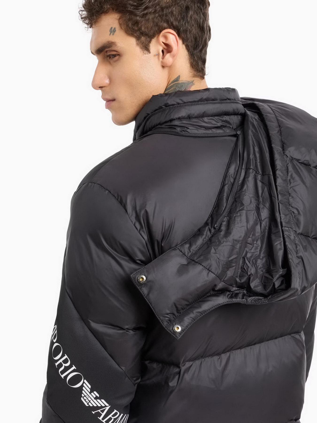 Пуховик EA7 модель 6DPB33-PNEOZ-1200 Фото