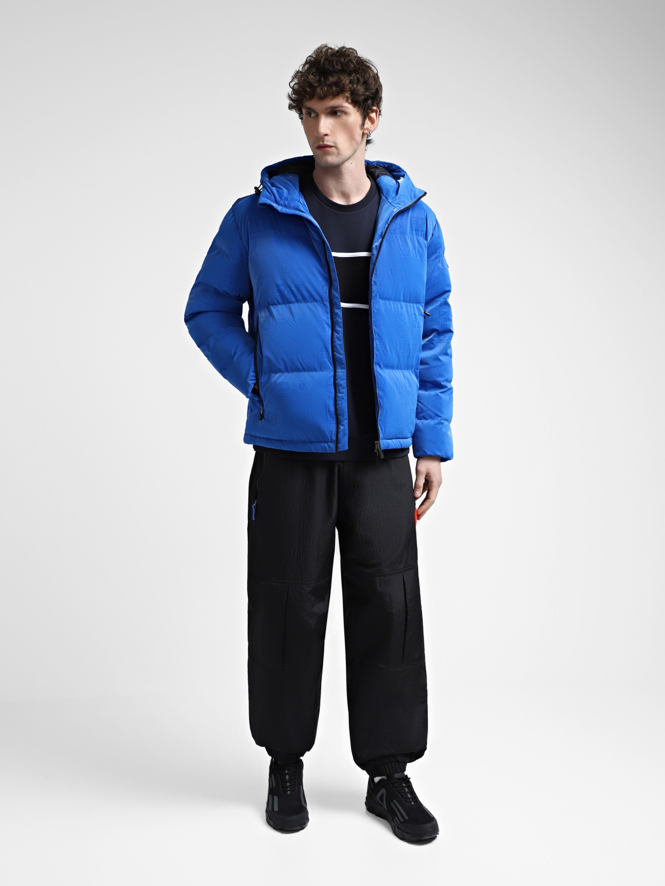 Зимняя куртка EA7 модель 6DPB34-PNHMZ-1528 Фото