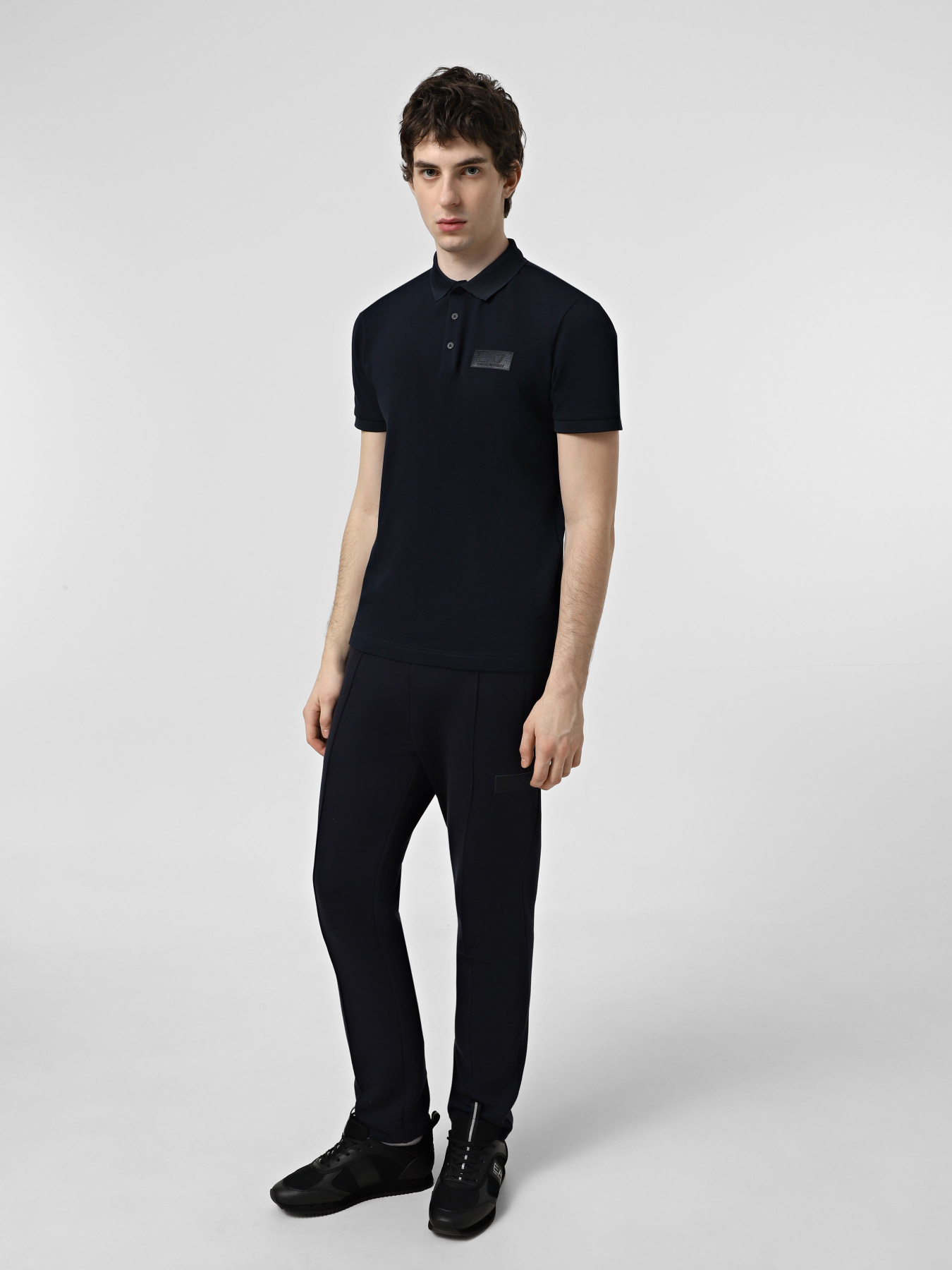 Поло EA7 Tennis Club модель 6DPF08-PJVUZ-1562 Поло EA7 Tennis Club модель 6DPF08-PJVUZ-1562 Фото