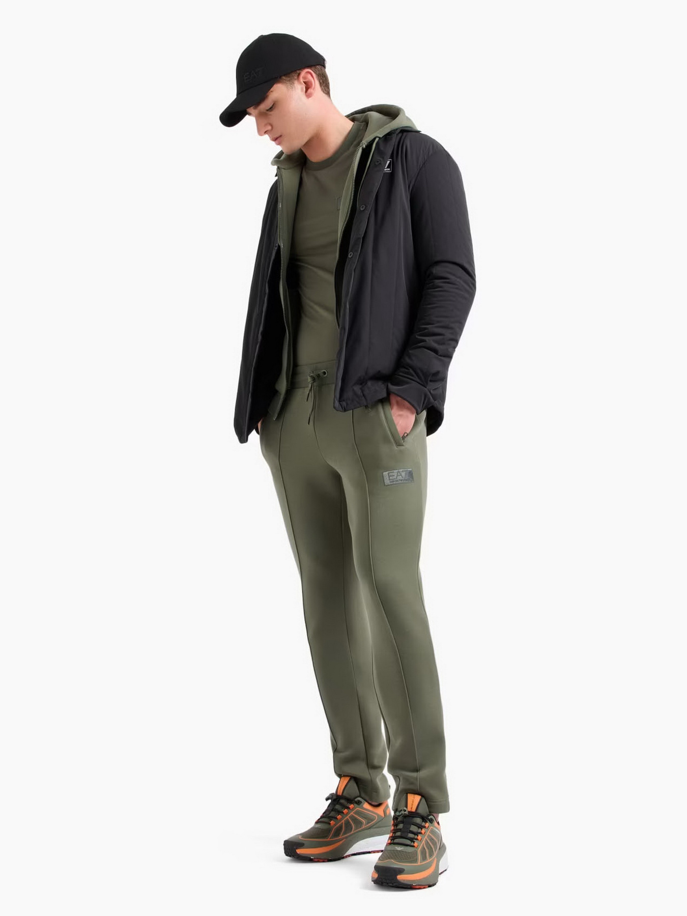 Штаны спортивные EA7 Tennis Club модель 6DPP68-PJODZ-1846 Фото