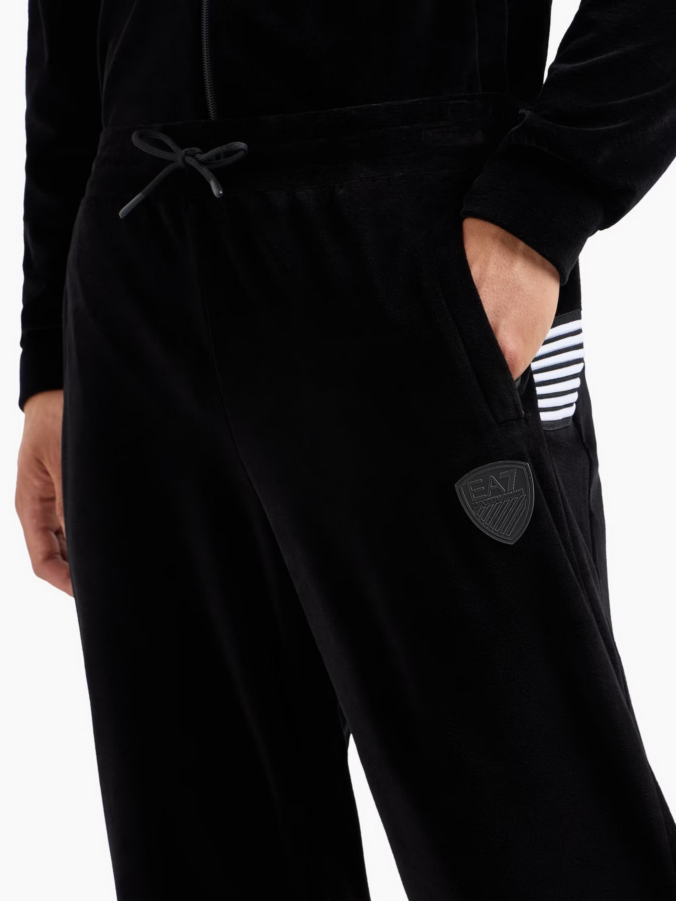 Спортивні штани EA7 Soccer модель 6DPP80-PJLXZ-1200 Фото