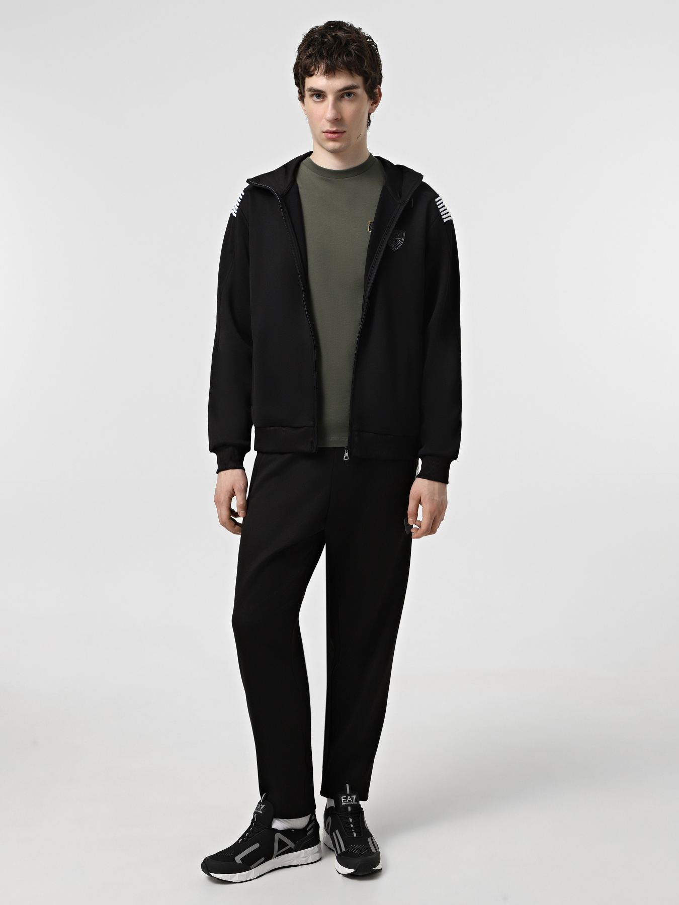 Спортивні штани EA7 Soccer модель 6DPP93-PJMTZ-1200 Фото