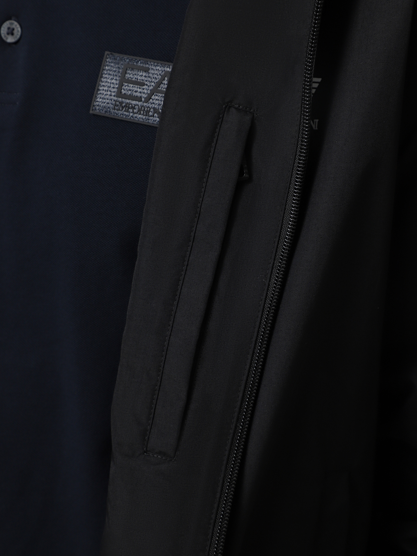 Демисезонная куртка EA7 модель 8NPB20-PNFZZ-1200 Демисезонная куртка EA7 модель 8NPB20-PNFZZ-1200 Фото