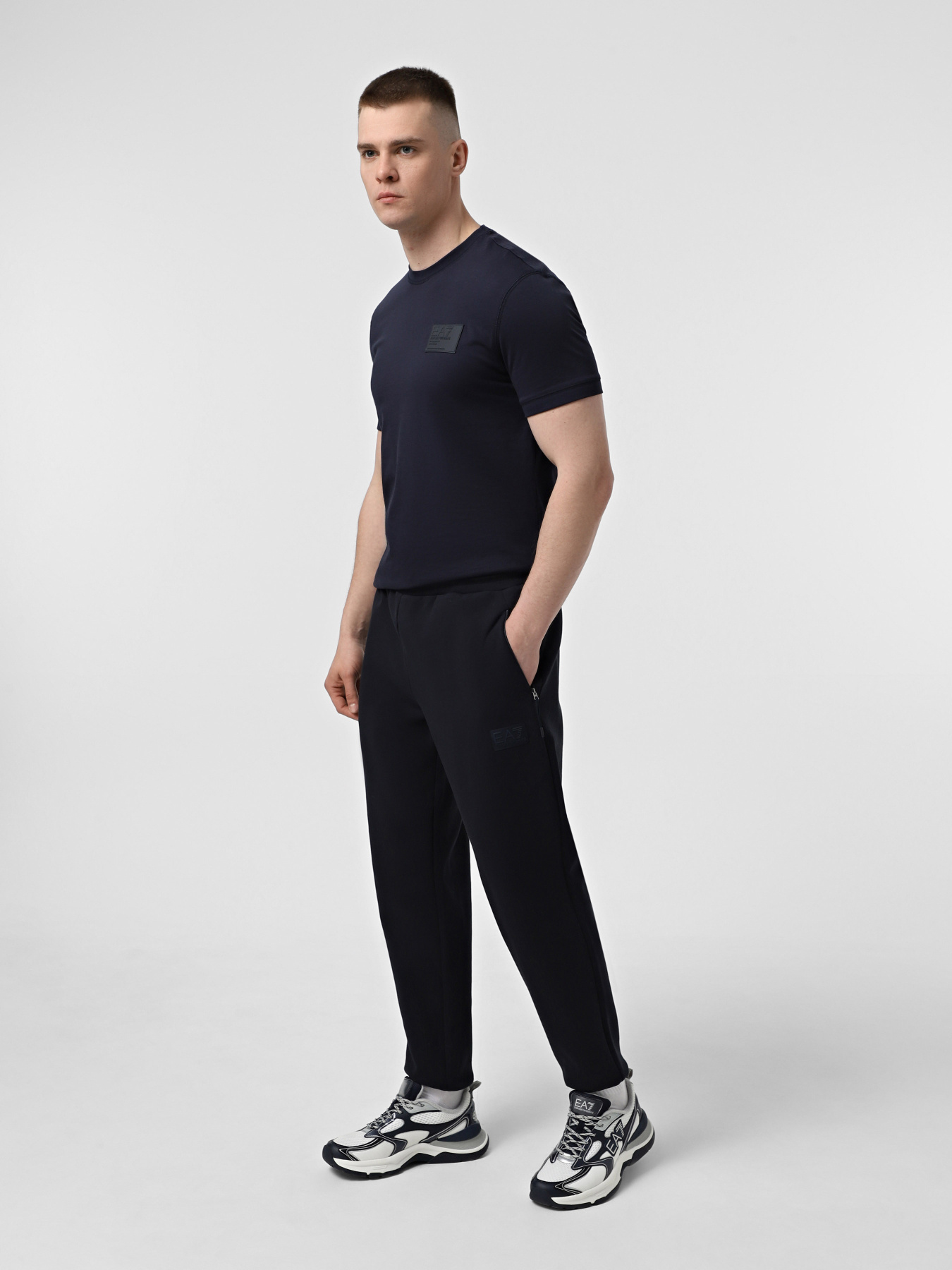 Спортивні штани EA7 Lux Identity модель 7M000097-AF12116-UB102 Фото