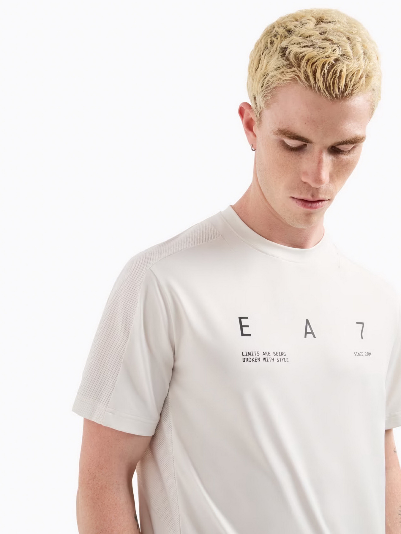 Футболка EA7 Graphic Series модель 7M000110-AF13802-U0005 Фото