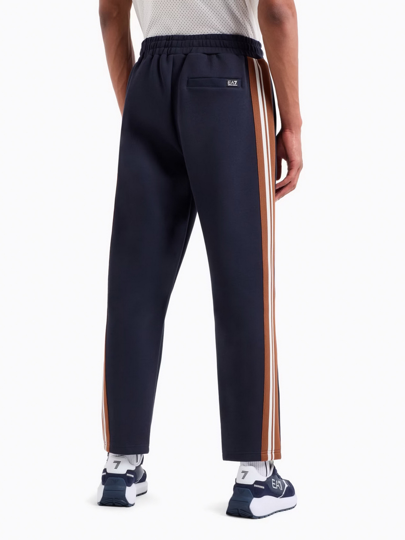 Штани спортивні EA7 Club House модель 7M000254-AF13538-UB102 Фото