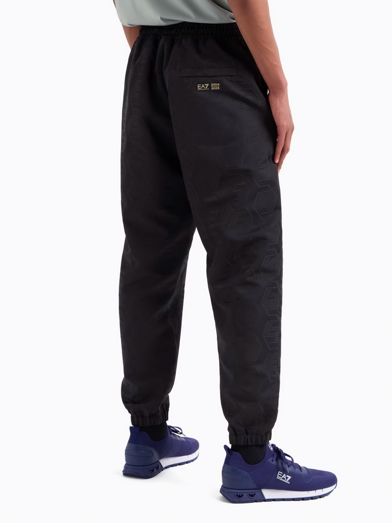 Штани спортивні EA7 Soccer модель 7M000264-AF13722-UC001 Фото