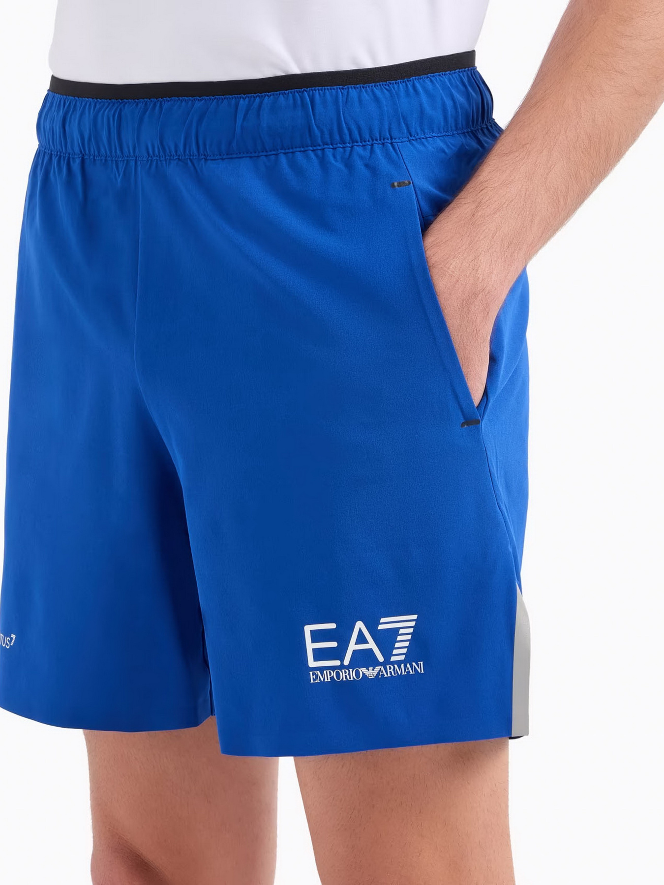 Шорты EA7 Tennis Pro модель 8NPS07-PN6TZ-1582 Фото