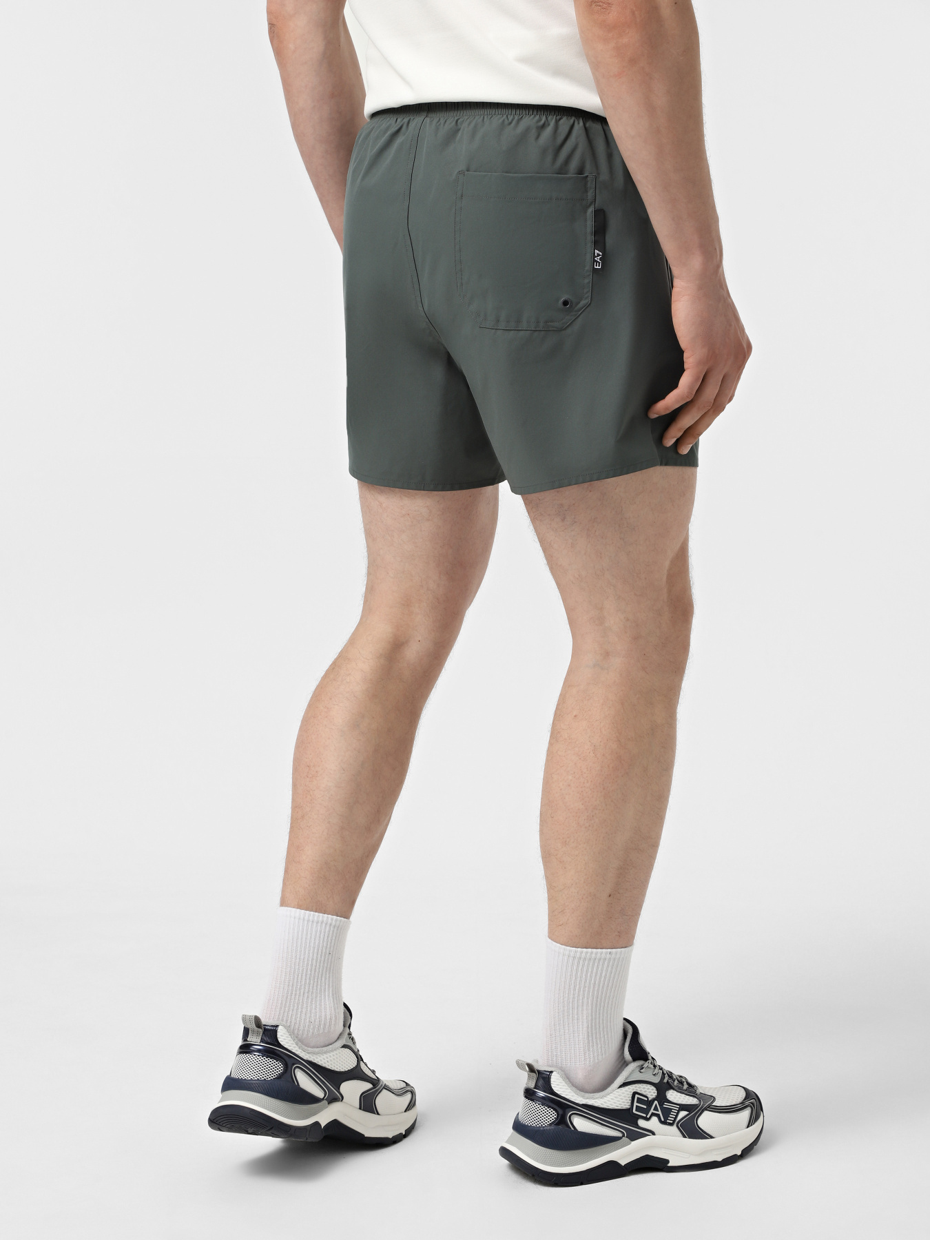 Шорти EA7 модель 7M000522-AF13072-U8109 Фото