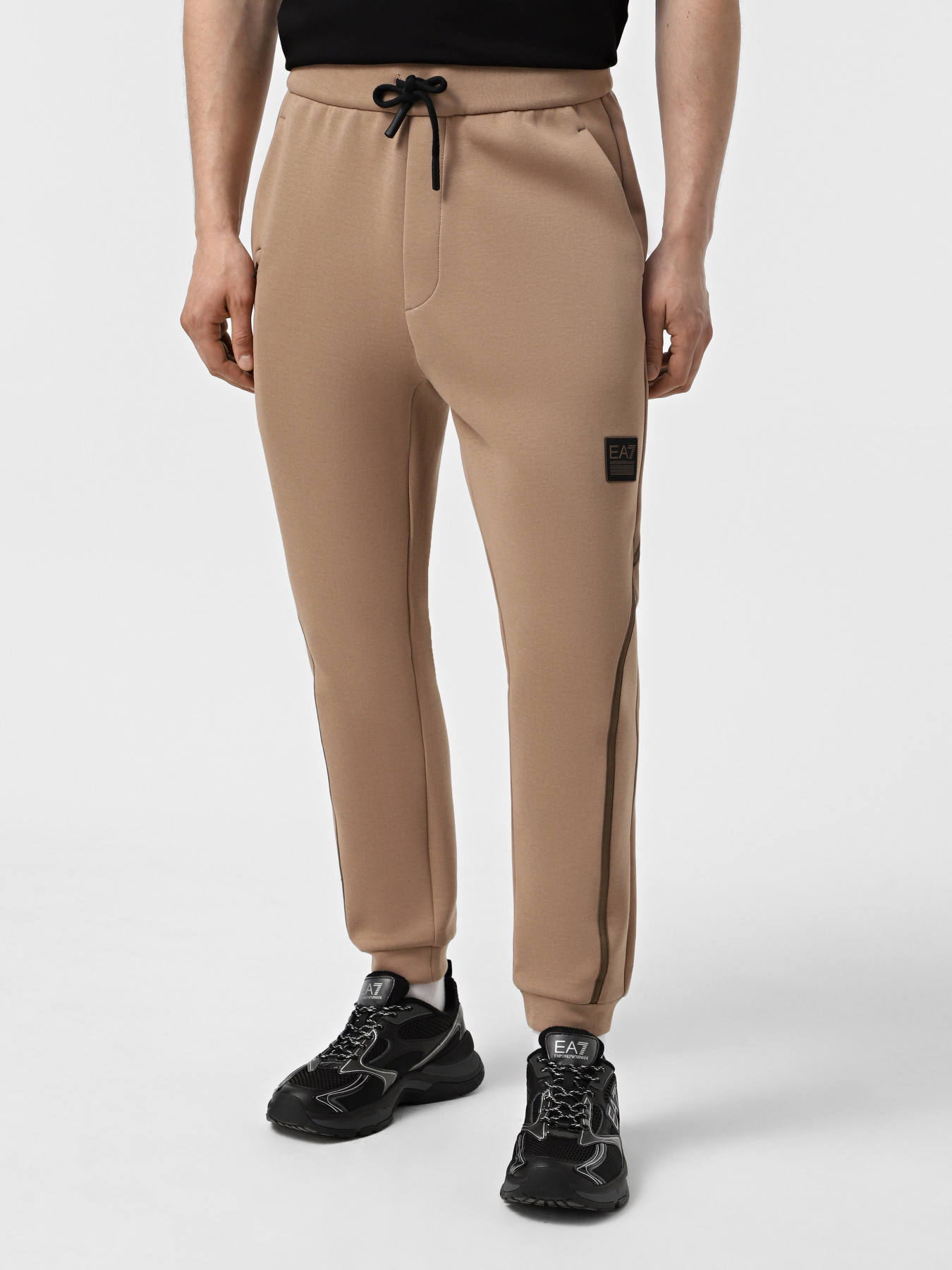 Спортивний костюм EA7 Athletic Mix модель 6DPV62-PJODZ-1745 Спортивний костюм EA7 Athletic Mix модель 6DPV62-PJODZ-1745 Фото