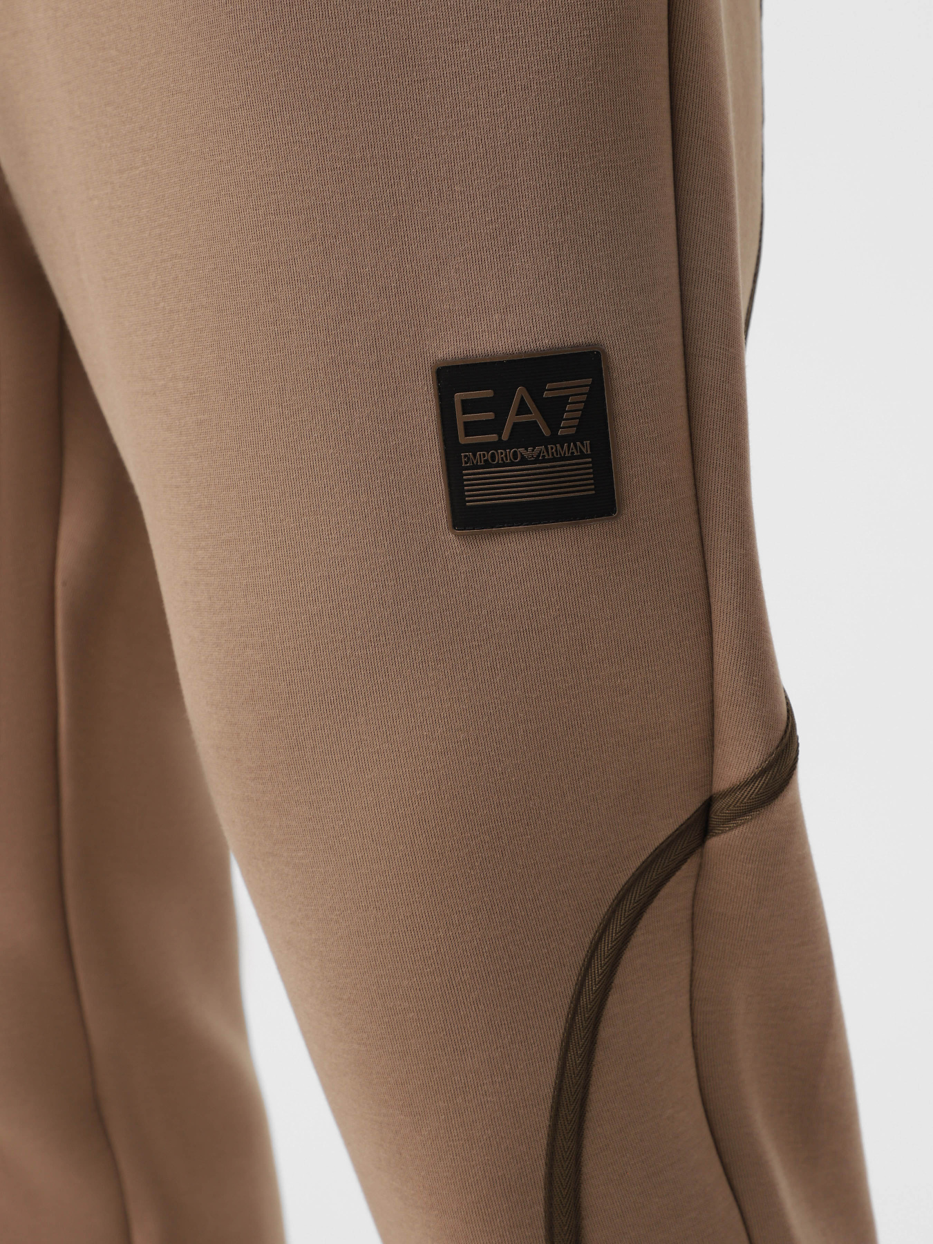 Спортивний костюм EA7 Athletic Mix модель 6DPV62-PJODZ-1745 Спортивний костюм EA7 Athletic Mix модель 6DPV62-PJODZ-1745 Фото