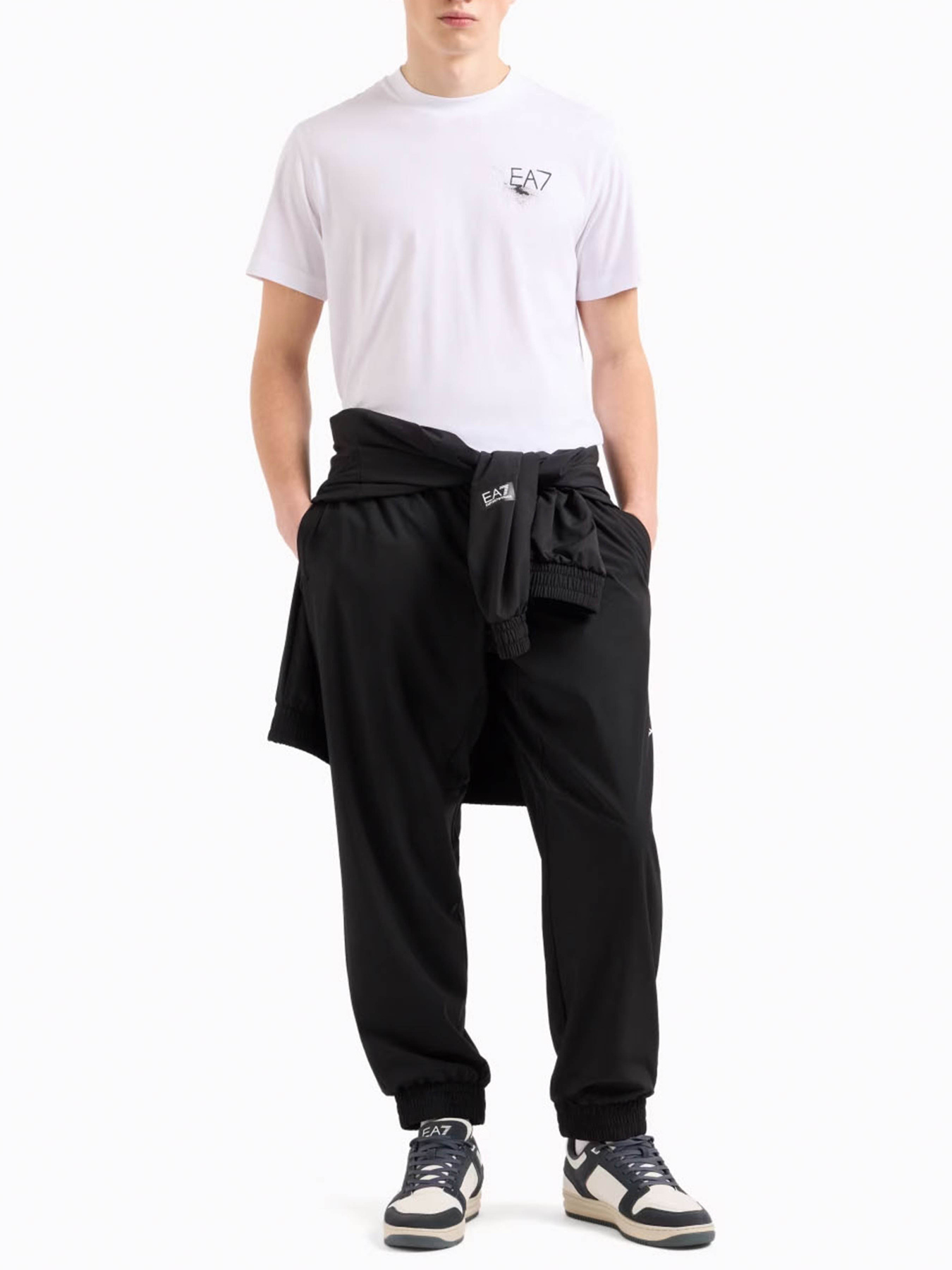 Футболка EA7 Graphic Series модель 7M000104-AF10375-U0002 Фото