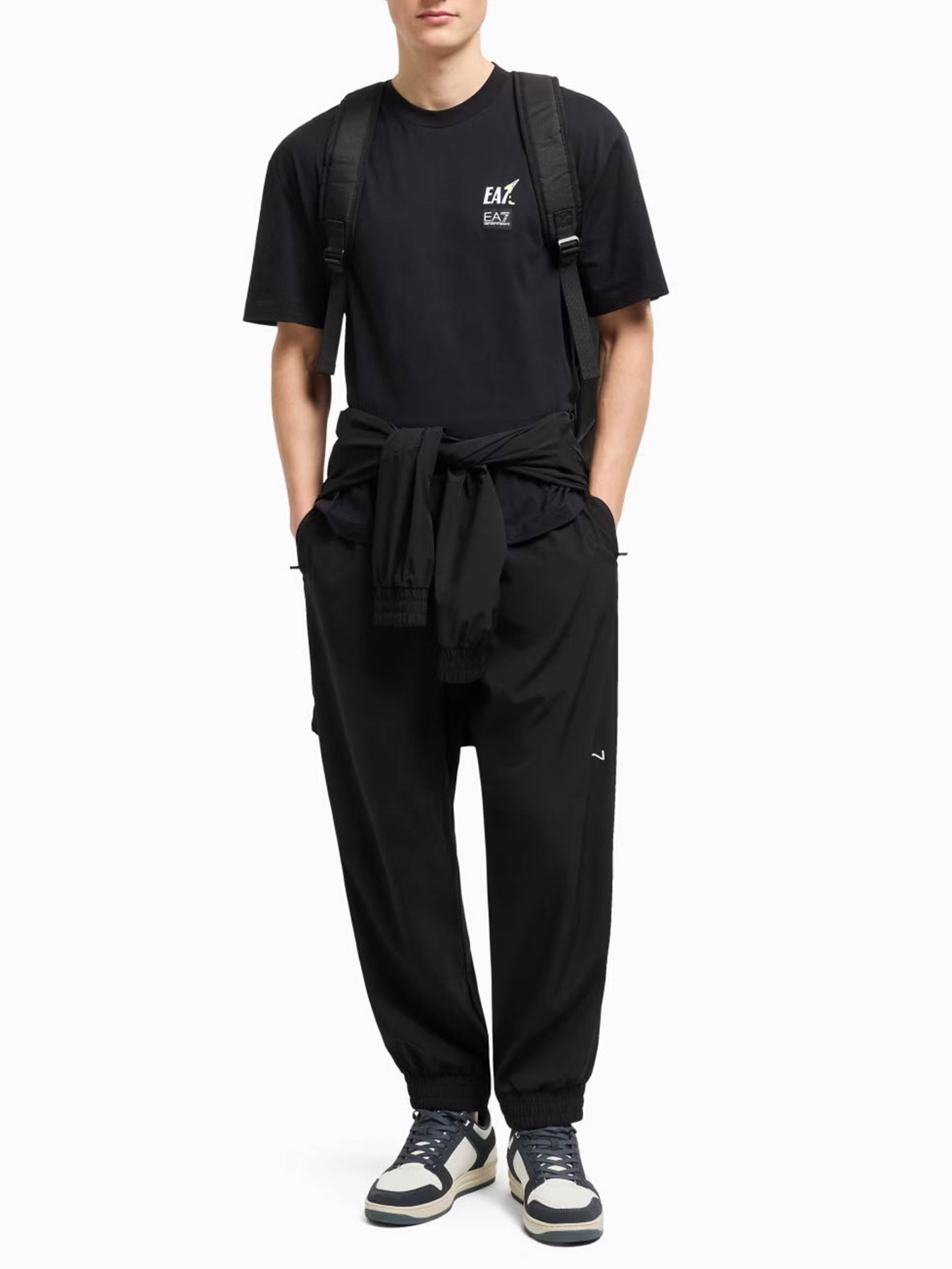 Анорак EA7 Graphic Series модель 7M000114-AF13417-UC001 Фото