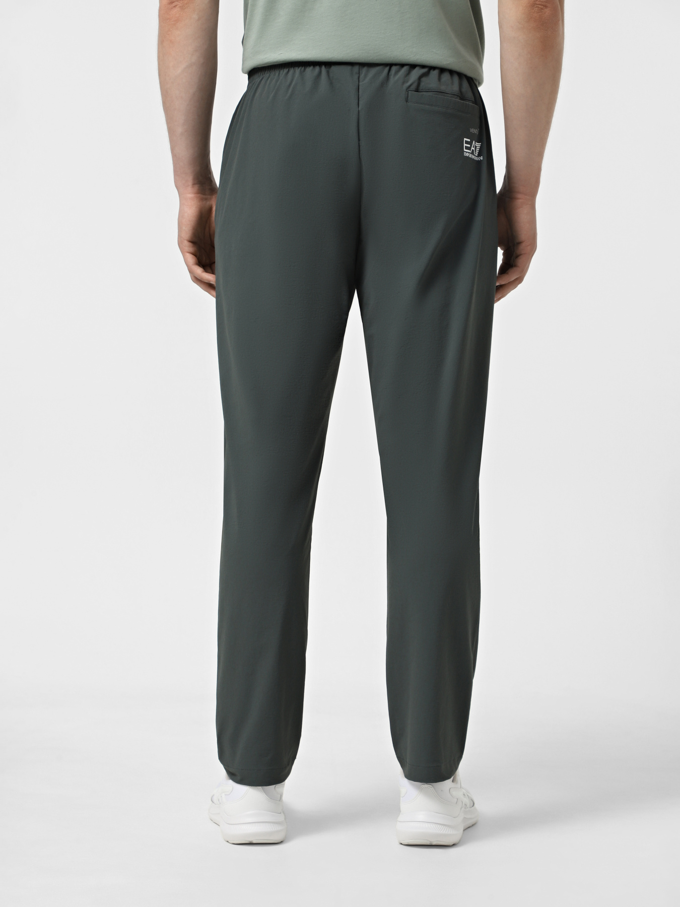 Штаны спортивные EA7 Golf Pro модель 7M000199-AF13554-U8109 Фото