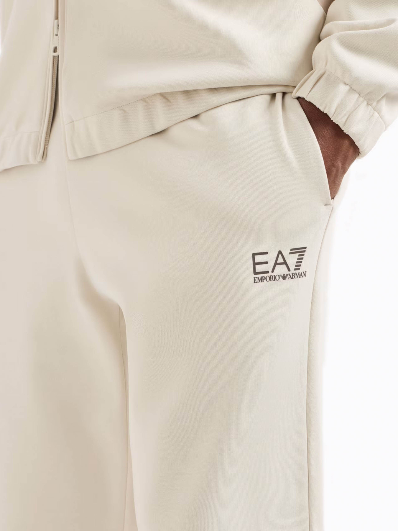 Спортивний костюм EA7 Summerblock модель 7M000283-AF12660-U1112 Фото