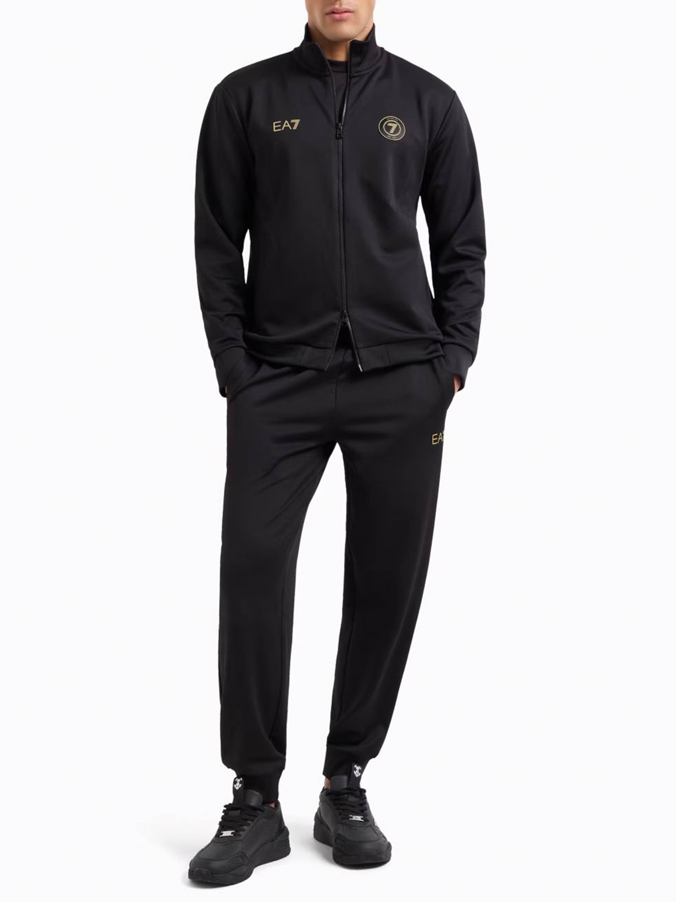 Спортивный костюм EA7 Soccer модель 7M000554-AF13526-UC001 Фото
