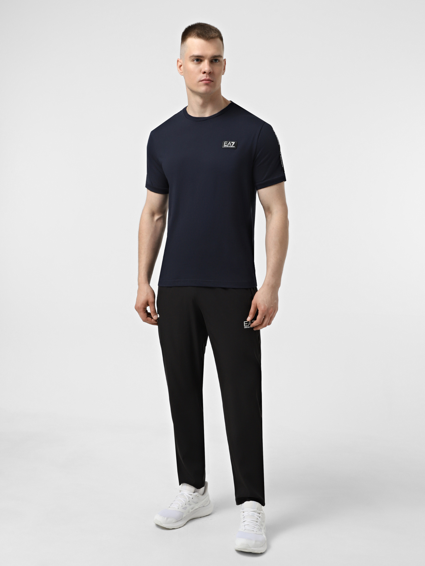 Футболка EA7 Logo Series модель 7M001037-AF10378-UB102 Фото