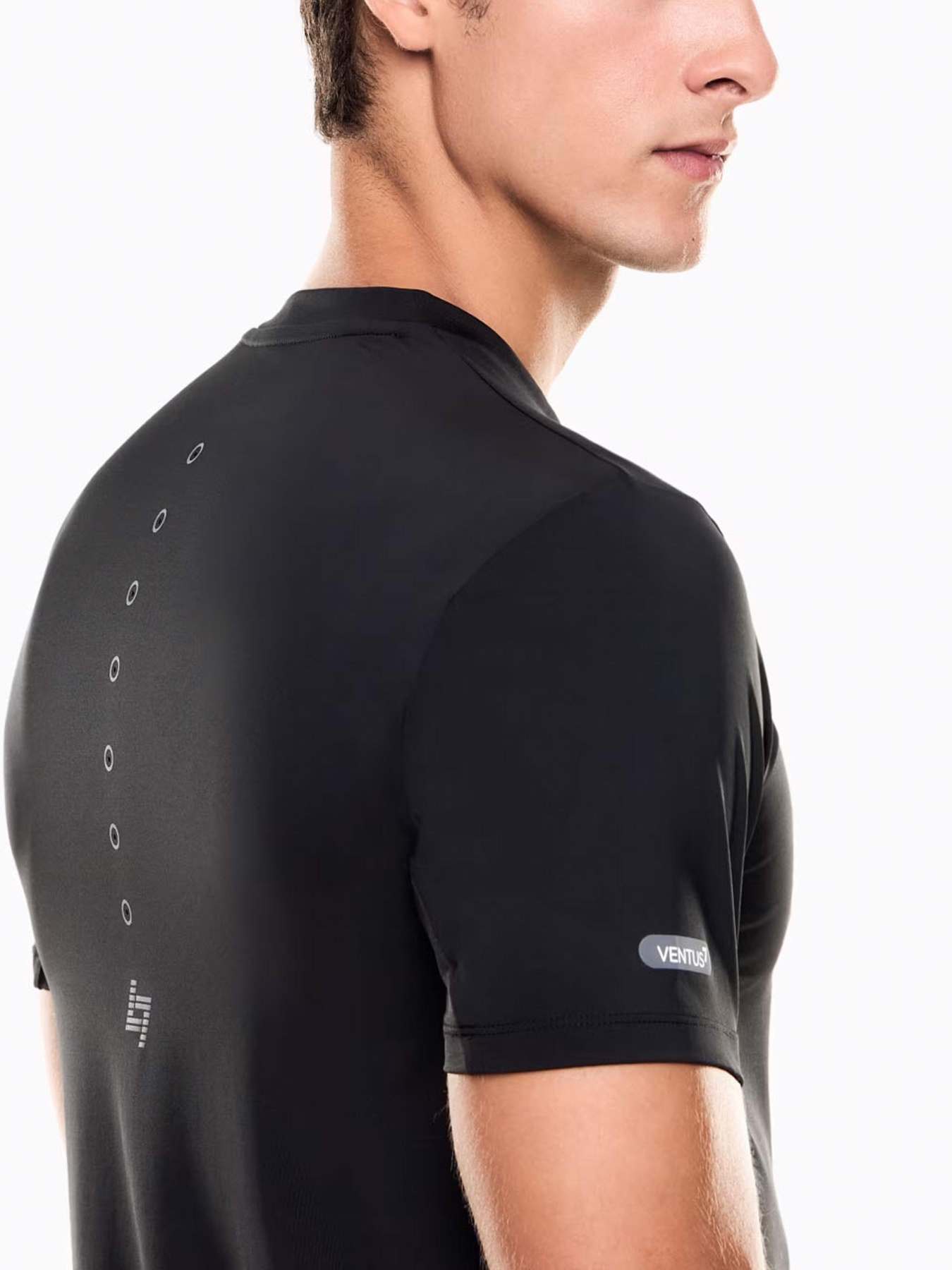 Футболка спортивная EA7 модель 7M000635-AF17770-UC001 Фото