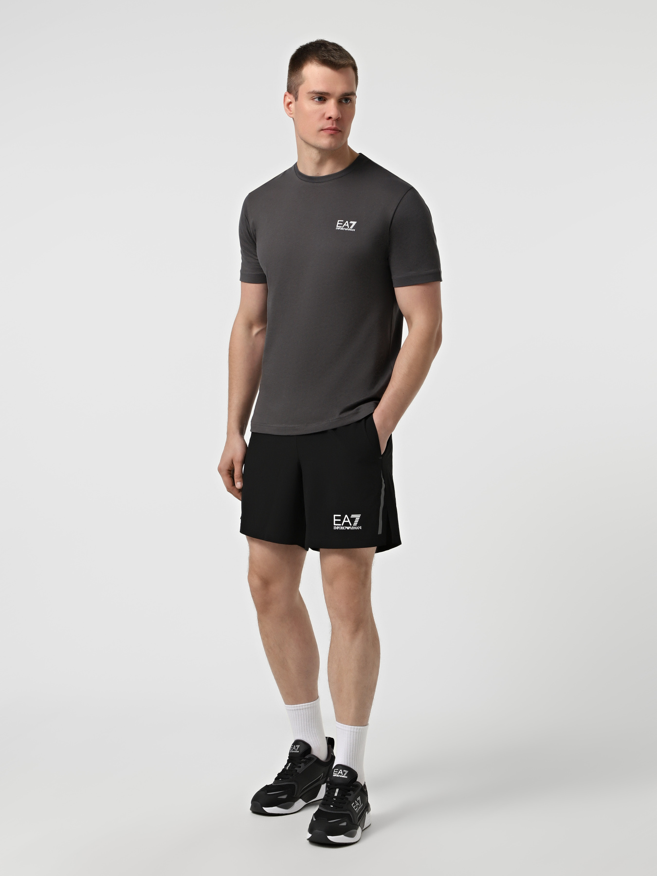 Повсякденні шорти EA7 модель 7M001720-AF17683-UC001 Фото