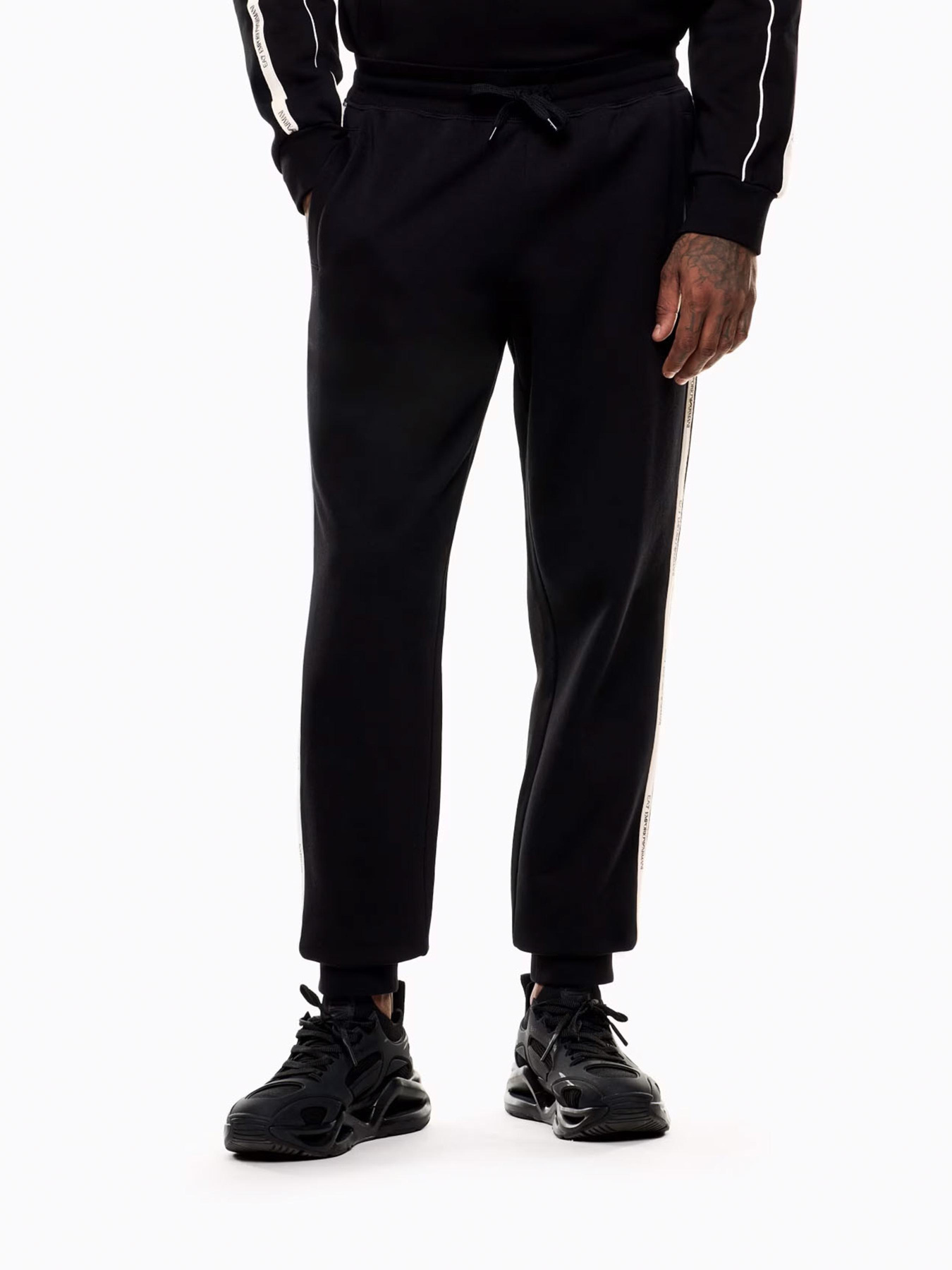 Штаны спортивные EA7 модель 7M000974-AF10377-UC001 Фото