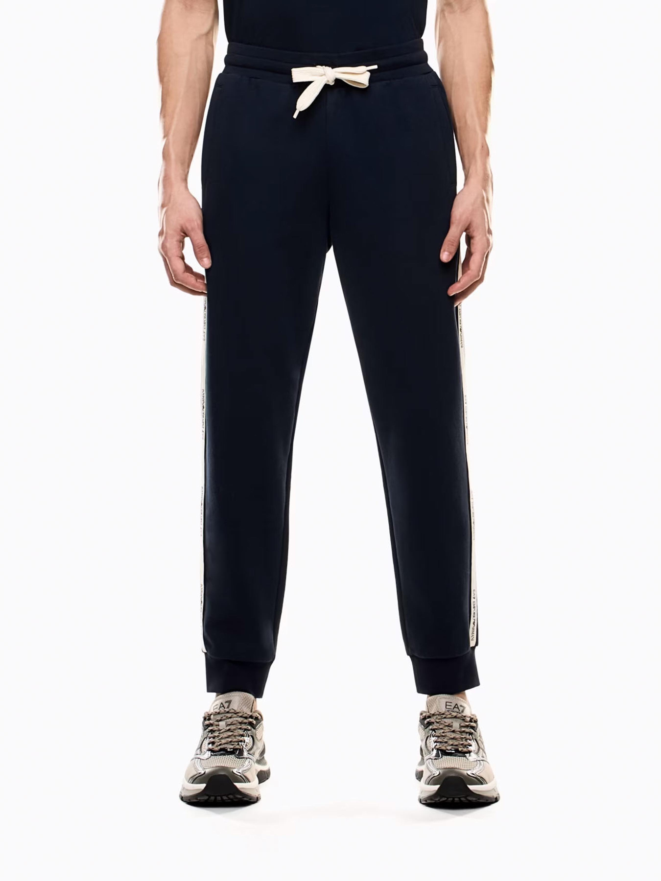 Штаны спортивные EA7 модель 7M000974-AF10377-UB102 Фото