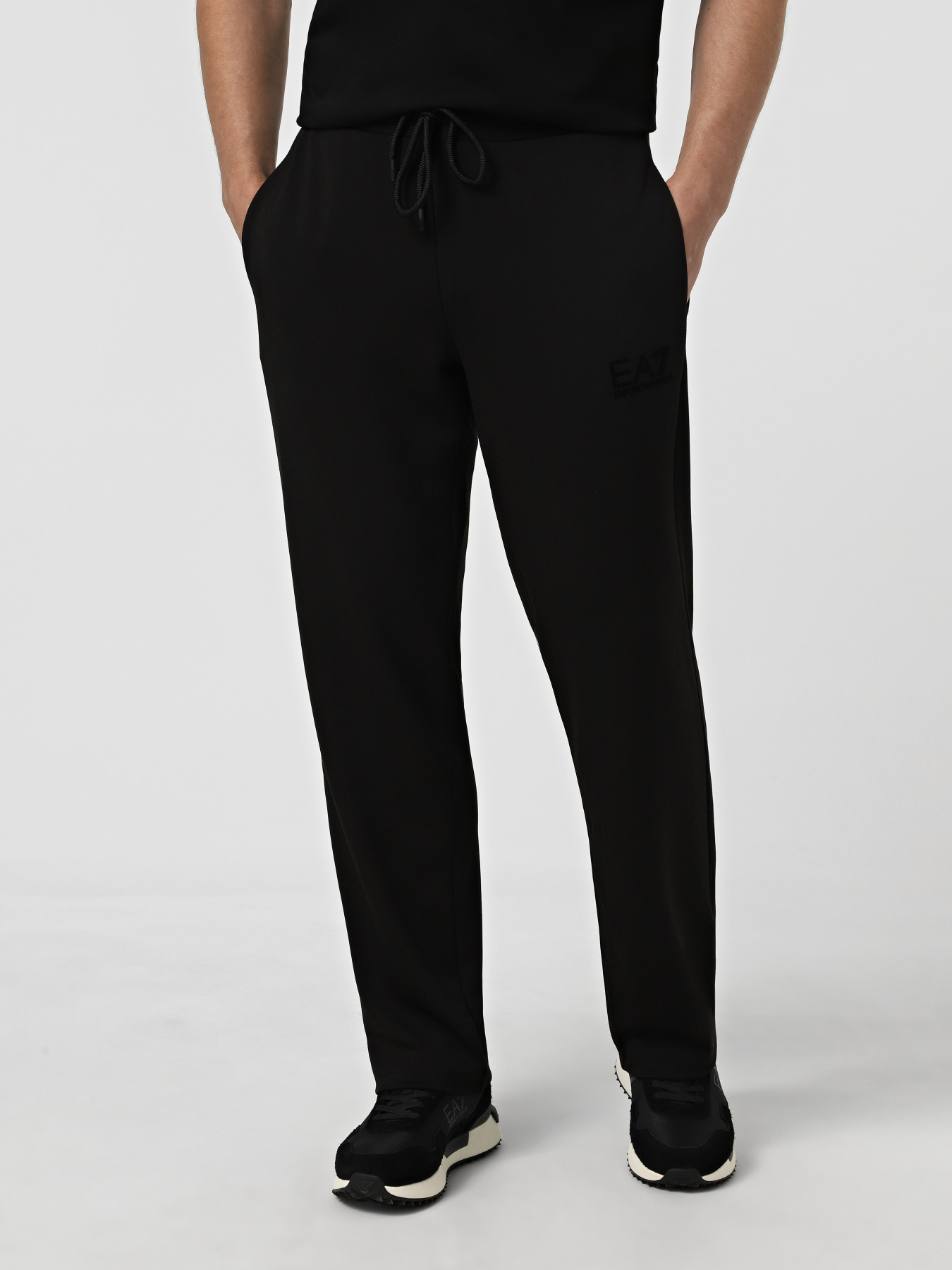 Спортивні штани EA7 модель 7M000762-AF13865-UC001 Спортивні штани EA7 модель 7M000762-AF13865-UC001 Фото