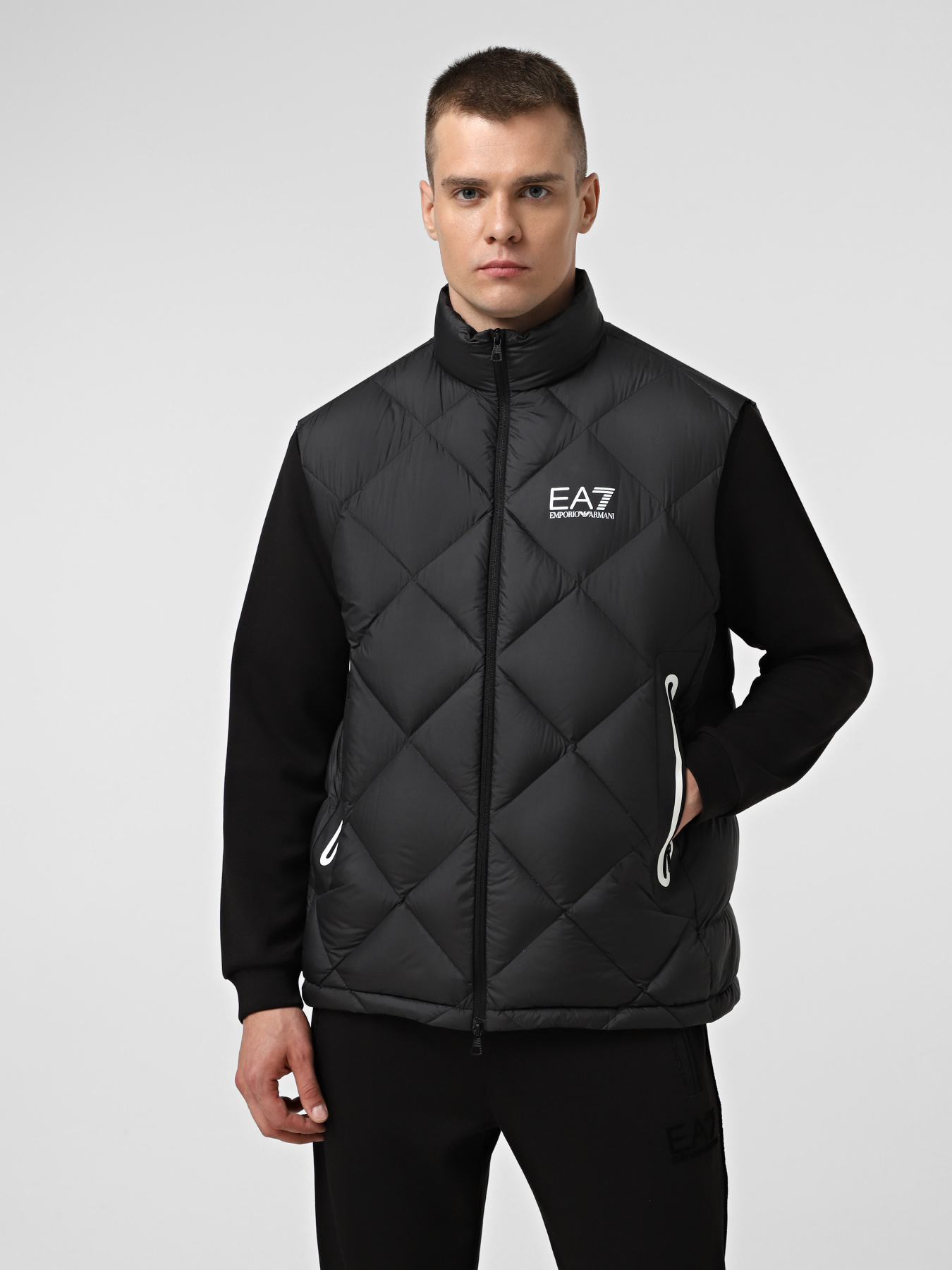 Жилет EA7 модель 7M001002-AF15923-UC001 Фото